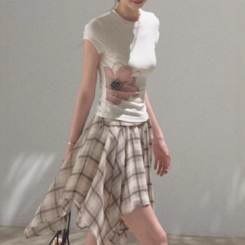 Oakmoo/ "Begonia Blossom Sleepless" Lyocell Right Shoulder Basic Slimming Look Flower T-Shirt Top