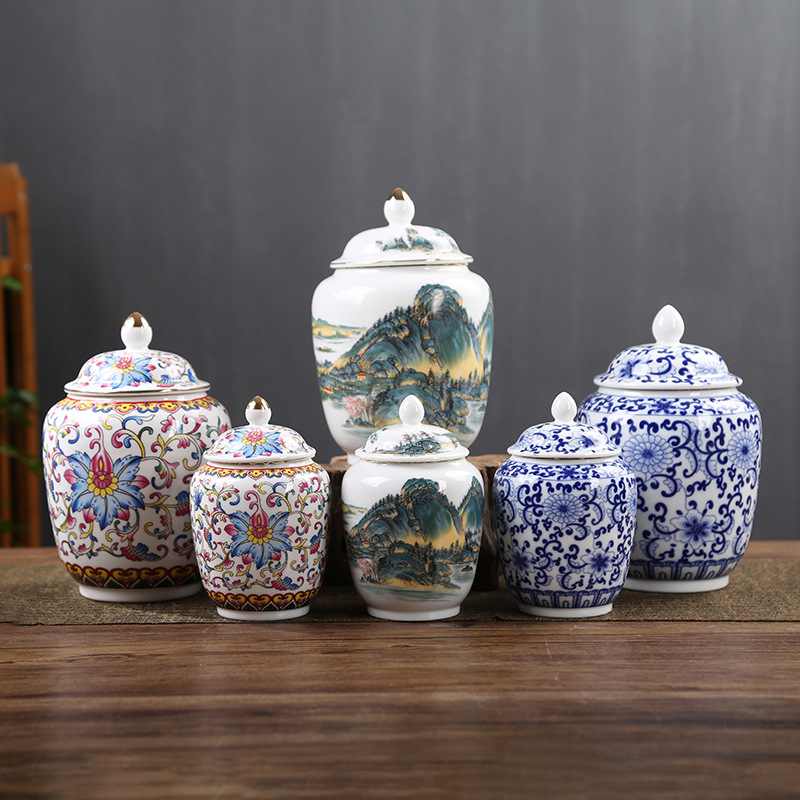 Chinese-style retro blue and white porcelain tea canister for home use, small and medium size, airtight General Canister for storing loose tea, packaging box for wholesale