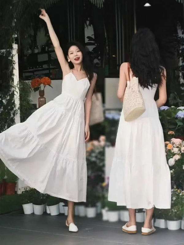 法式白色V领吊带连衣裙子女装2025夏季海边度假收腰蛋糕长裙优雅|undefined