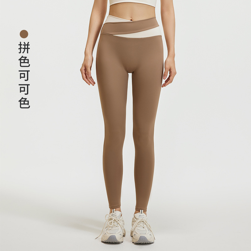 薄いショルダーストラップスポーツクロススリング胸パッド付きベストトップスポーツ下着女性フィットネスヨガ美しい背中は屋外で着用できます|undefined