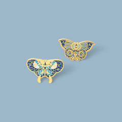 New style foreign trade accessories cartoon butterfly shape alloy brooch personalized blue butterfly baked enamel badge wholesale 