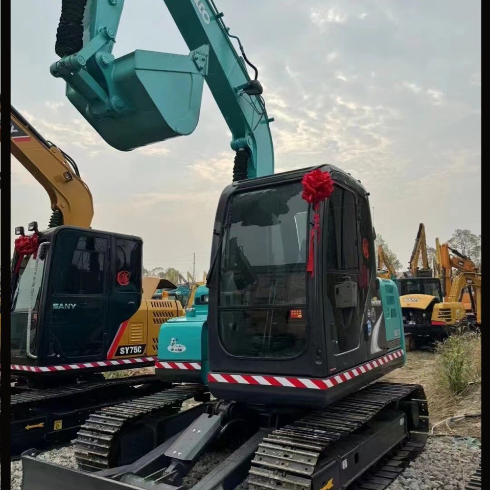 Excavadoras de segunda mano 70 y 80 y 95 Excavadoras Exportadas al extranjero