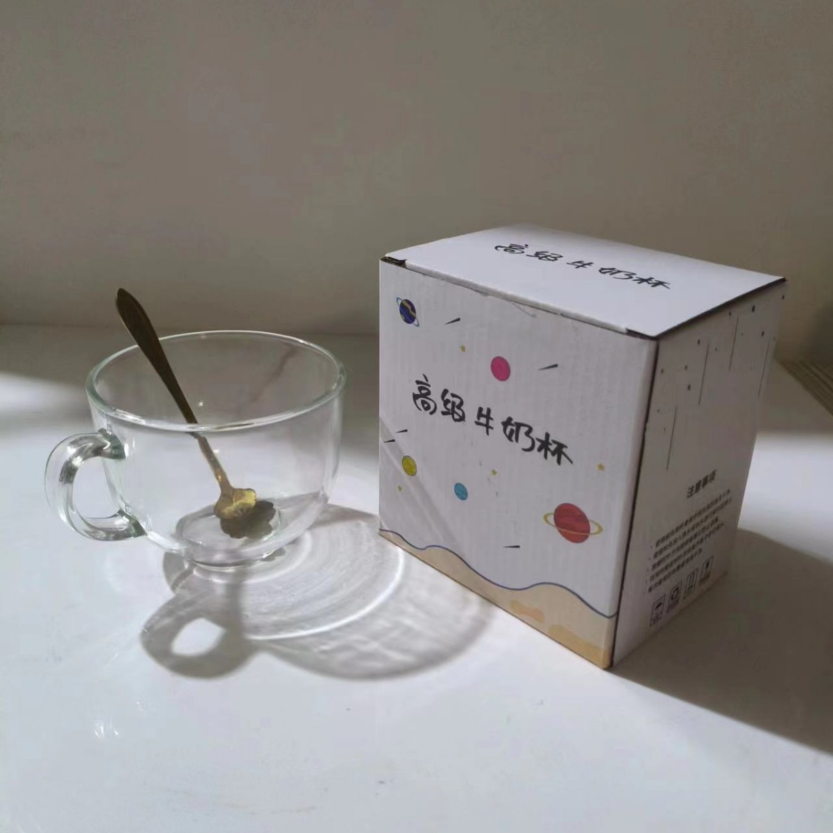 투명한 아침 식사 컵 [카톤 + 벚꽃 숟가락]]