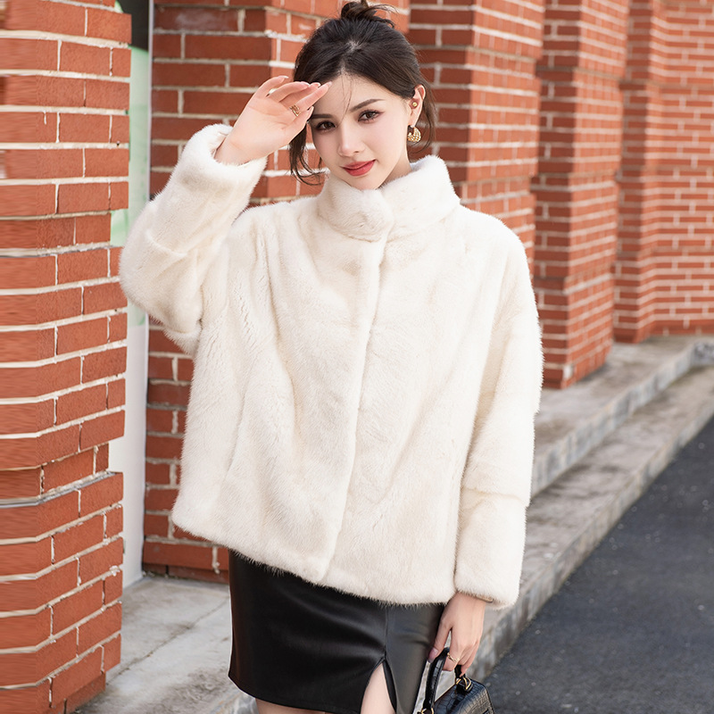 新款貂皮大衣真貂短二短款年轻款小款皮草真貂毛大衣整貂皮外套女
