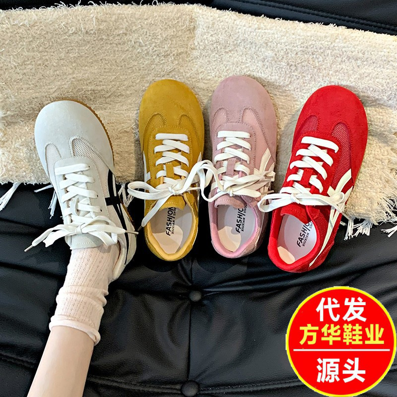2026 verano nuevo estilo de moda zapatos blancos de mujer coreana inswind de zapatos de entrenamiento deportivos casuales versátiles zapatos de skate calle