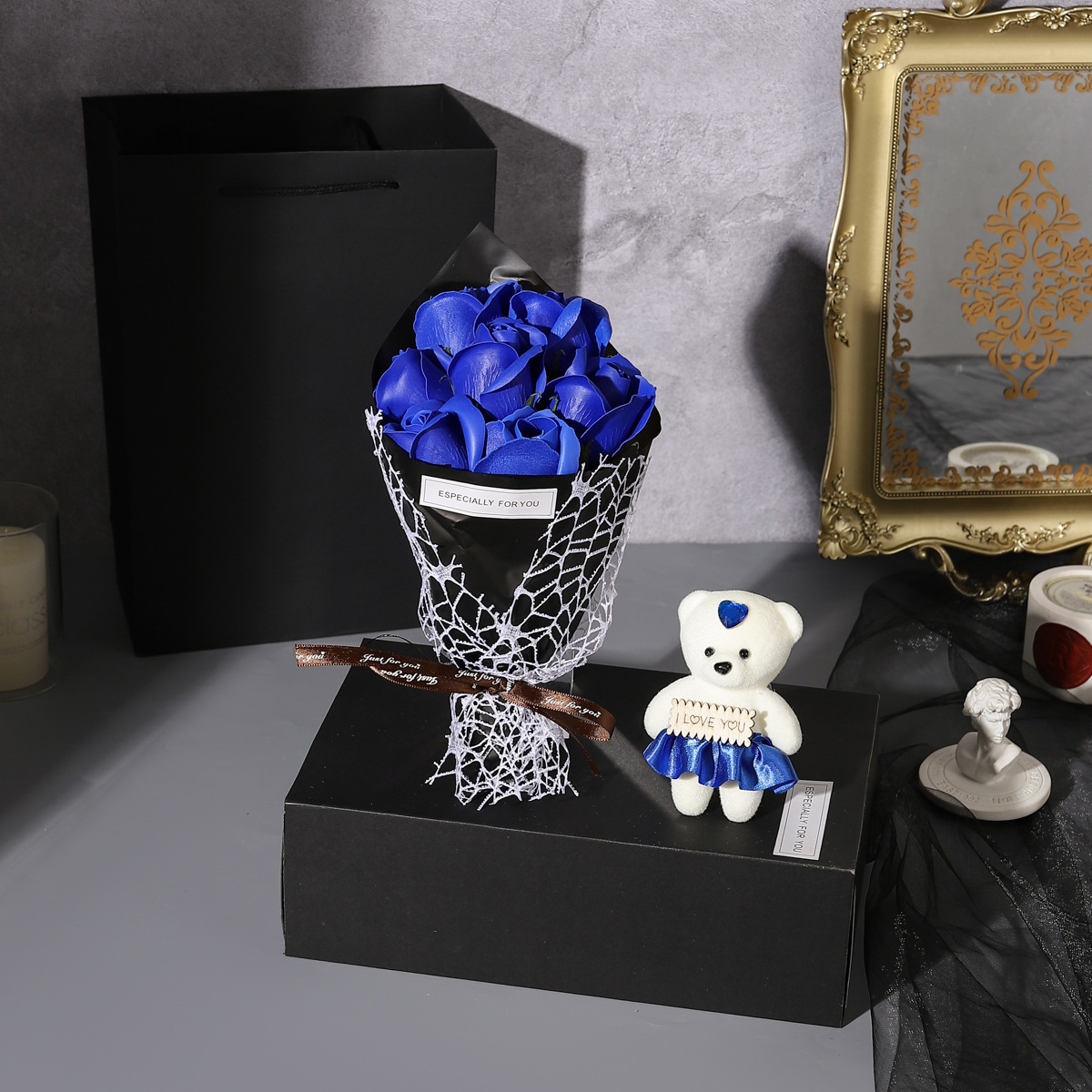 Año Nuevo emulado rosa caja de regalo del día del maestro ramo de flores de jabón regalo de cumpleaños regalo creativo del día de San Valentín flores de mano