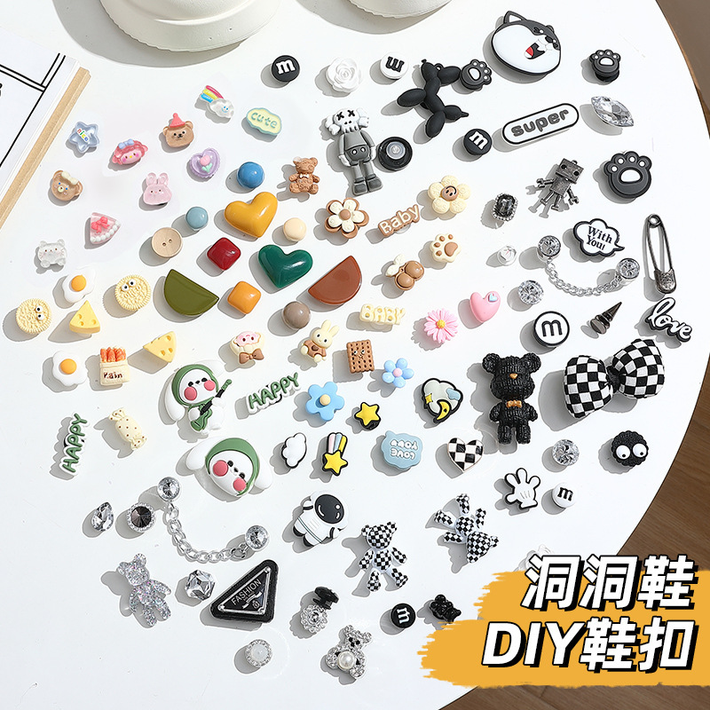 Shoe Flower Shoe Buckle Clogs Accessories Summer Buckle DIY Removable Decorative Cartoon Cute Sandals Shoe Accessories Wholesale