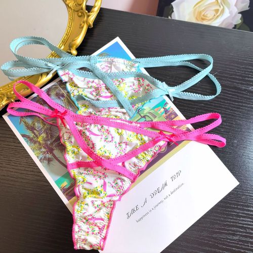 Good quality Japanese style cute broken flower thong women's hollow cross thin strap T pants low waist
