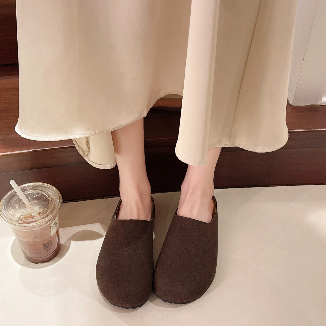 Retro matte universal slippers, Spring/Fall 2025 model