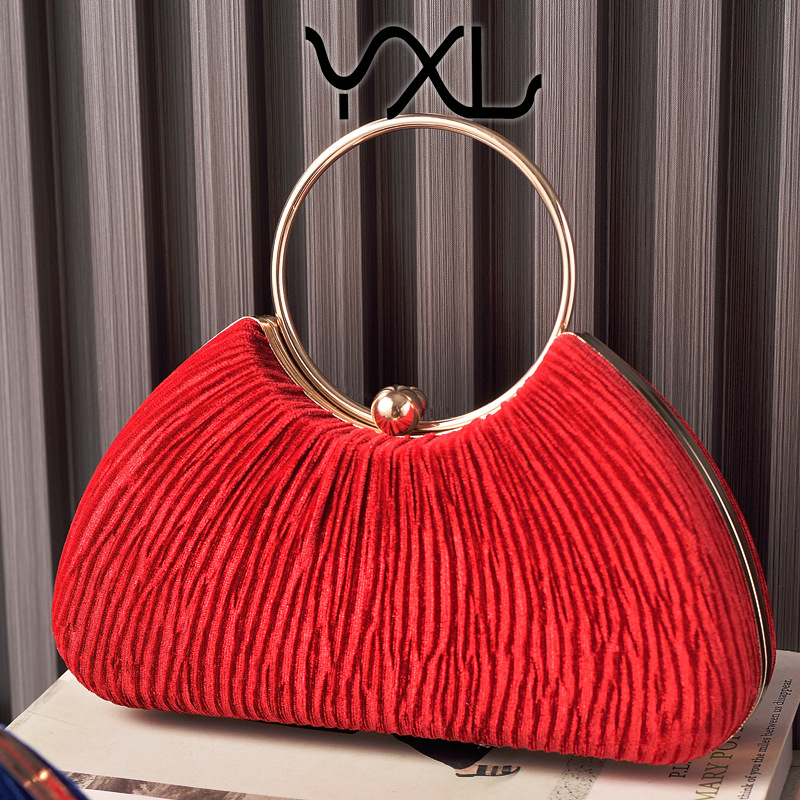 Nuevo bolso de fiesta de terciopelo transfronterizo, bolso de cena portátil con anillo de metal, vestido de fiesta plateado arrugado, bolso de cadena, bolso femenino
