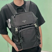 P家春秋款男士尼龙双肩背包防水帆布旅行包休闲书包户外登山包男