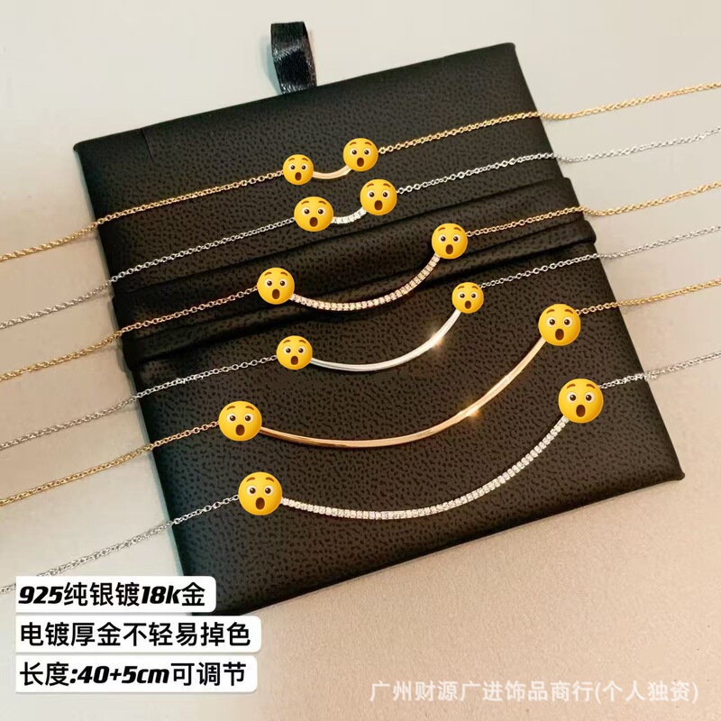 925 Sterling Silver High Version t Family Smile Necklace Plated with 18K Gold and Diamond Full Diamond Mini Small Smiley Face Clavicle Chain