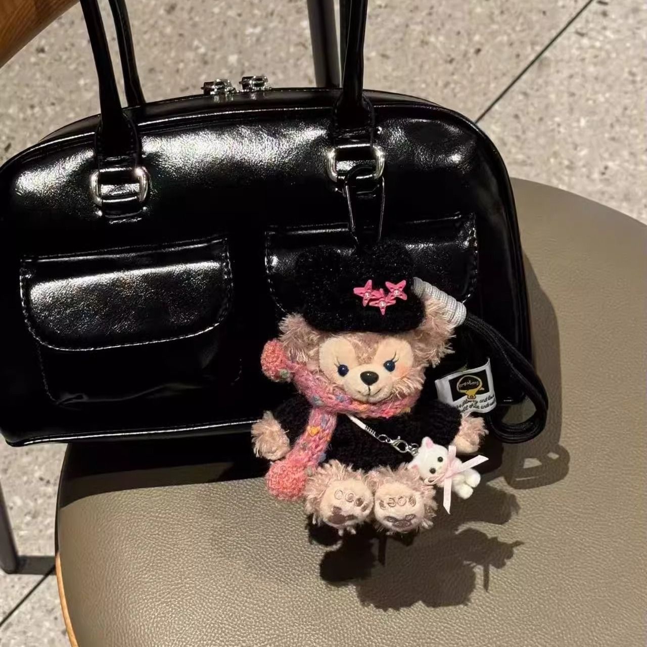 검은 어깨 고양이 장미 팔찌 스타일