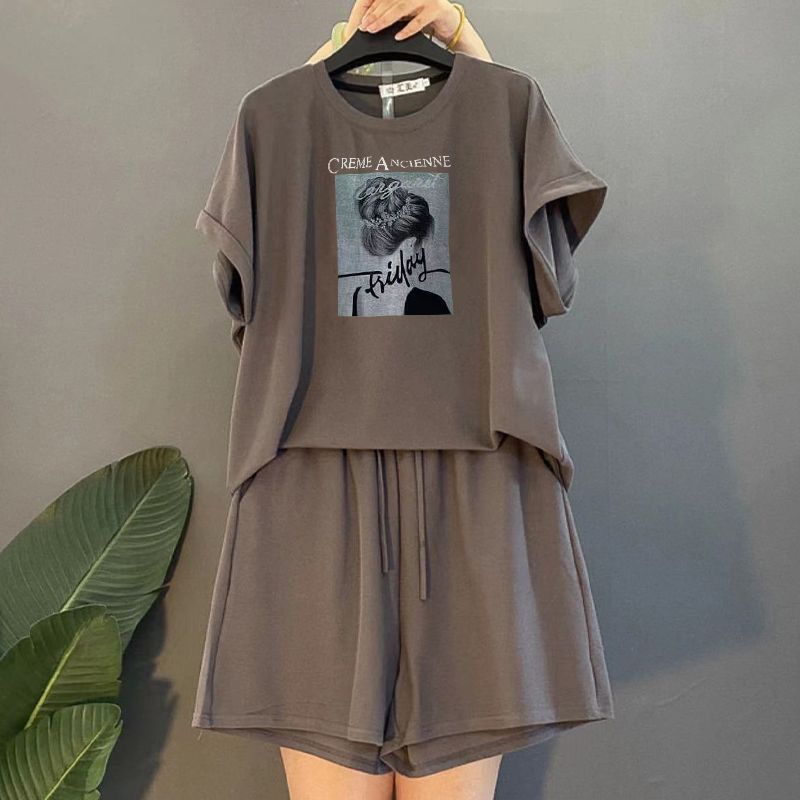 그레이 브라운 슈트 [뒷모습 소녀]