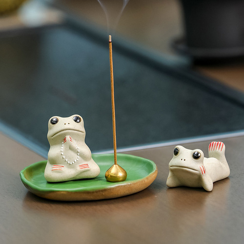 Zen ceramics, Buddhist ceramics, lotus leaves, lotus leaves, small frogs, tea room tea table decoration, internet celebrity personalized tea pet incense burner new