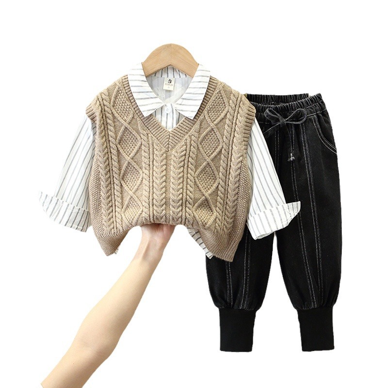 6341 Traje de otoño para niños 2025 Nuevo estilo coreano Chaleco de lana para niños pequeños Camisa de bebé de tres piezas