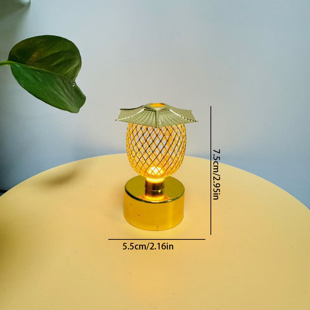 JN-8119 (베이스와 철제 액세서리는 별도로 설치해야 함)