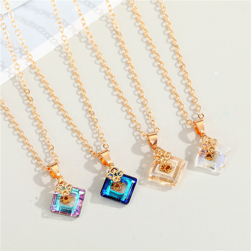 Fashion Transparent Square Resin Pendant Necklace Wholesale Nihaojewelry display picture 1