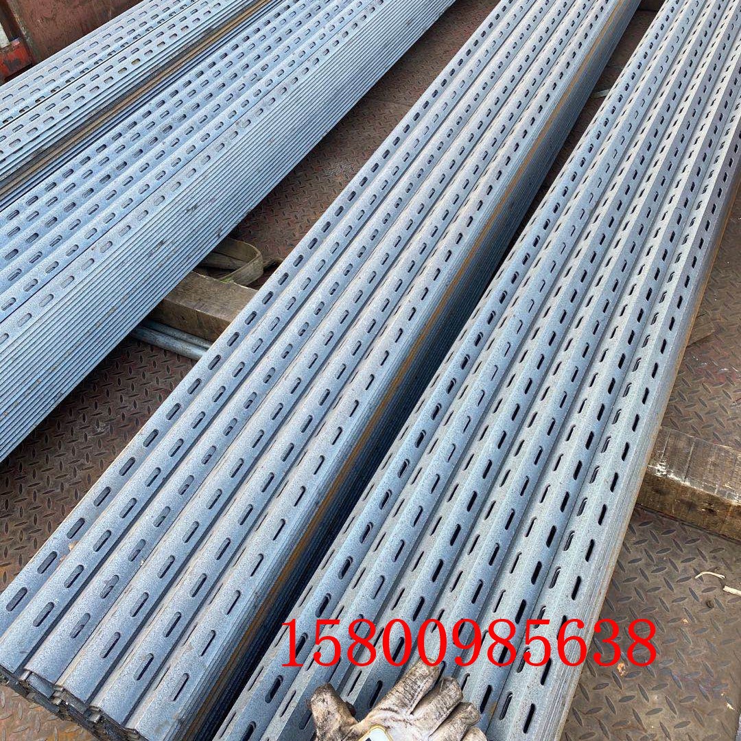 4# 5#镀锌冲孔角铁 批发可加工平行孔 建筑用冲孔角钢 规格齐全