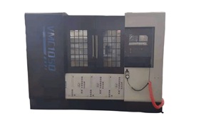 VMC1050�ӹ����� ̫���T�� BT40���S �A�P���� ����CNC�C��