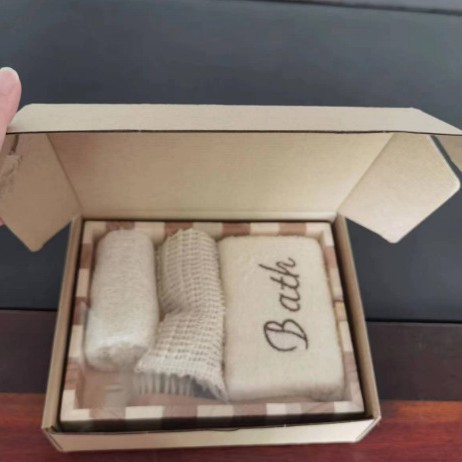 Suministro directo de fábrica en forma de corazón barril caja de regalo de baño suministros de baño regalos de negocios de vacaciones regalo traje de baño