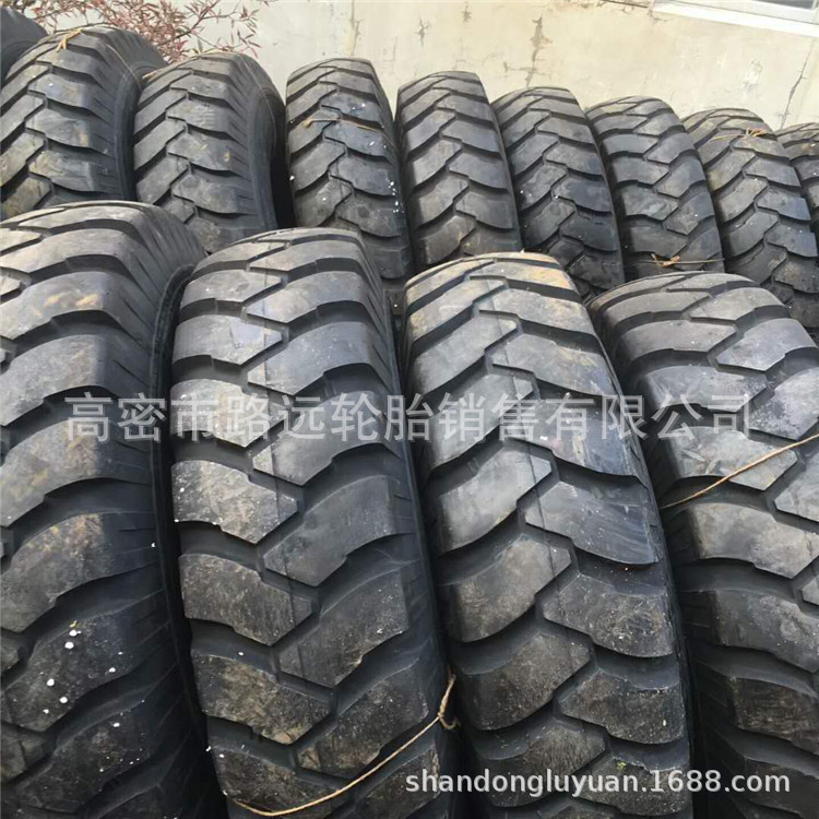 自卸车轮胎18.00-33、斜交工程轮胎1800-33