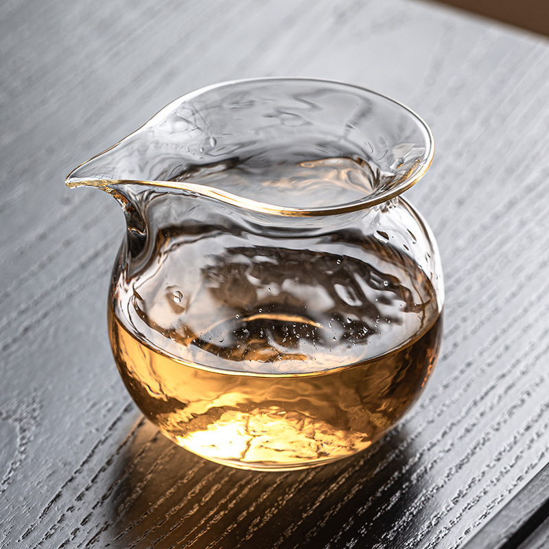 Manufacturer's lucky bag fair cup high borosilicate heat-resistant glass tea divider large capacity tea sea evenly cup individual Gongfu tea set