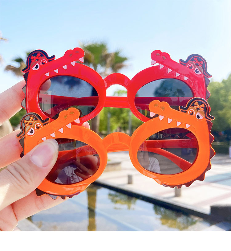 Fashion Animal Resin Special-shaped Mirror Full Frame Kids Sunglasses display picture 1