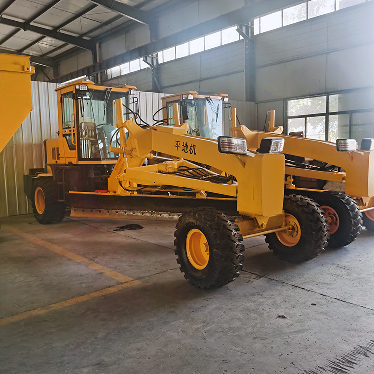 全新装载机式平地机 齿轮传动刮平机 铲宽3.2米 土地整平机