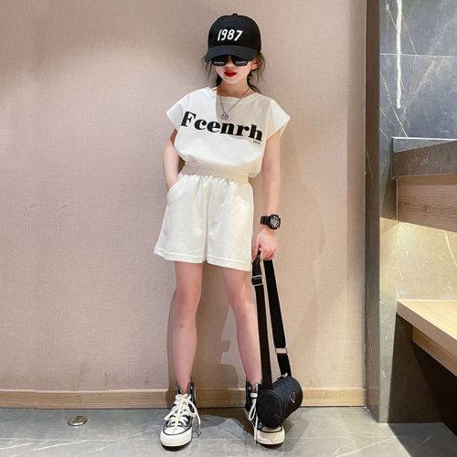 Girls Summer Sports Suit  New Fashionable Middle and Large Children's Letter T-shirt Five-piece Pants Two-piece Set Trendy