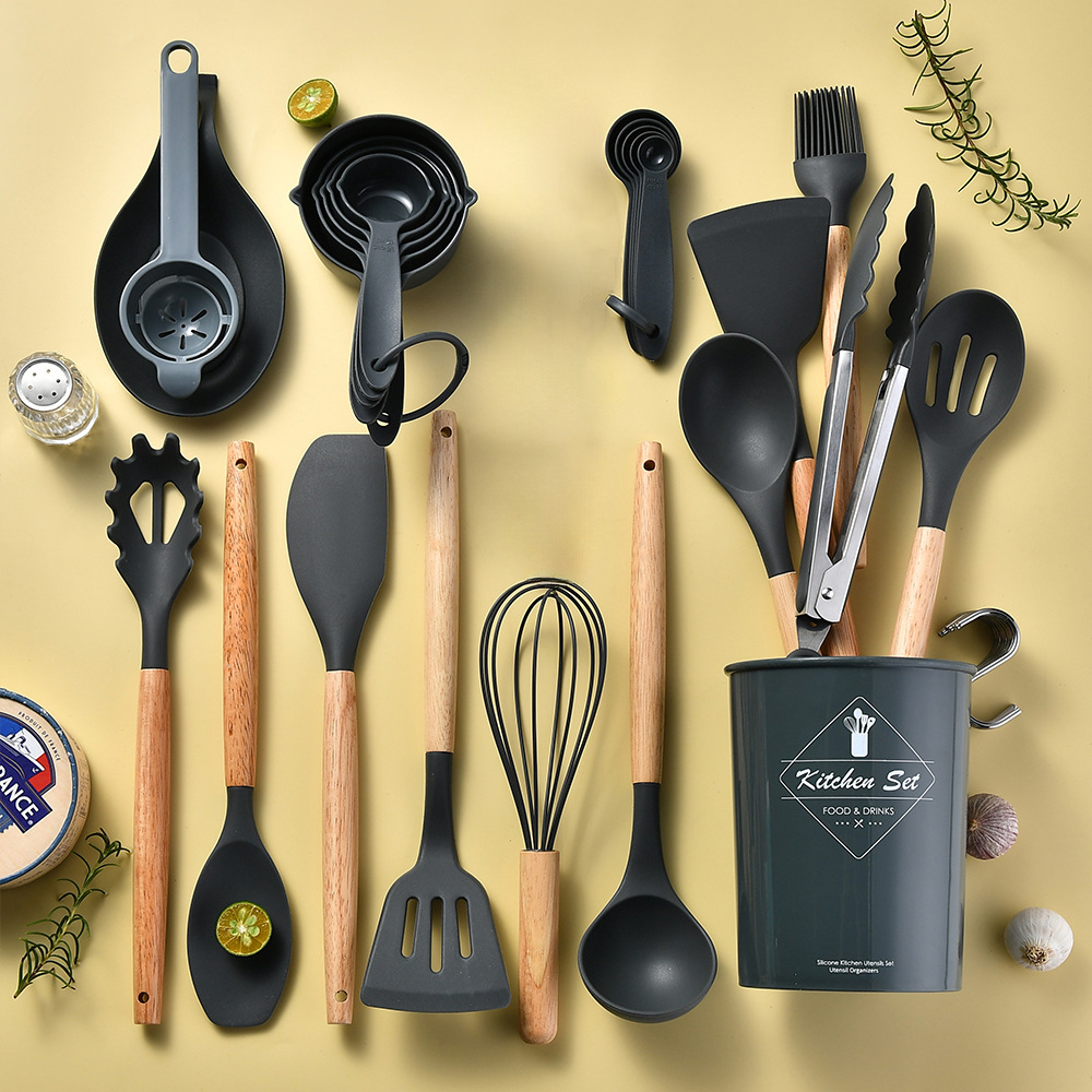 Utensilios de cocina de silicona transfronterizos con traje de mango de madera Cuchara de cocina de 34 piezas pala Traje de 34 piezas utensilio de cocina