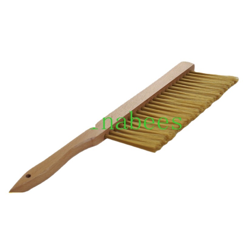 供应出口养蜂设备工具-出口木把单排塑料毛蜂刷