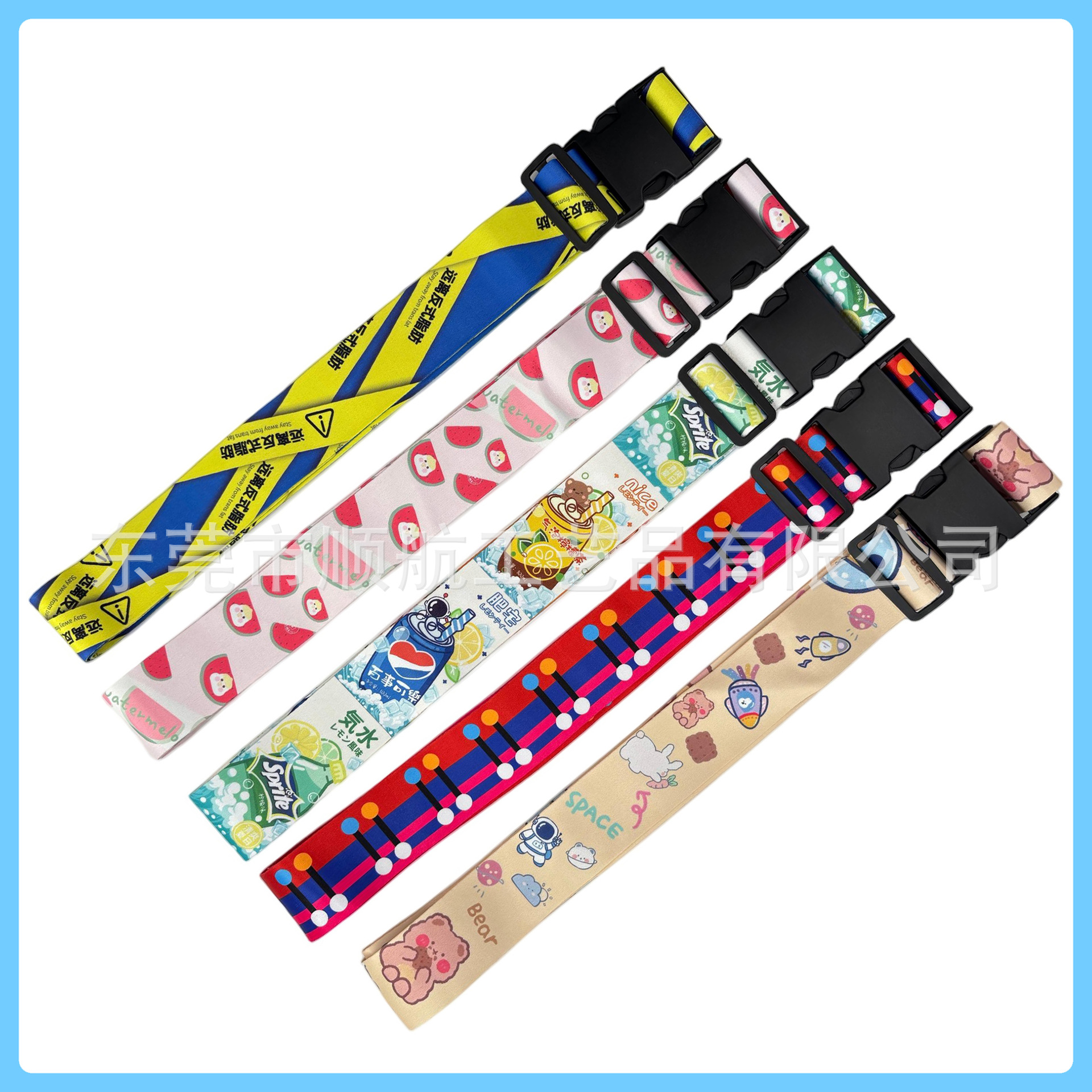 Luggage strap with external buckle for securing and reinforcing checked luggage, protective and reinforcing strap for travel luggage