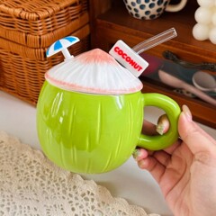 かわいい創意ココナッツ陶磁器コップは女子の親友の誕生日プレゼントのマグカップに蓋付きストローカップをプレゼントします。