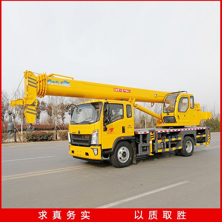 小型吊车-奔马底盘5吨-微型吊车小型吊车-奔马底盘5吨-微型吊车