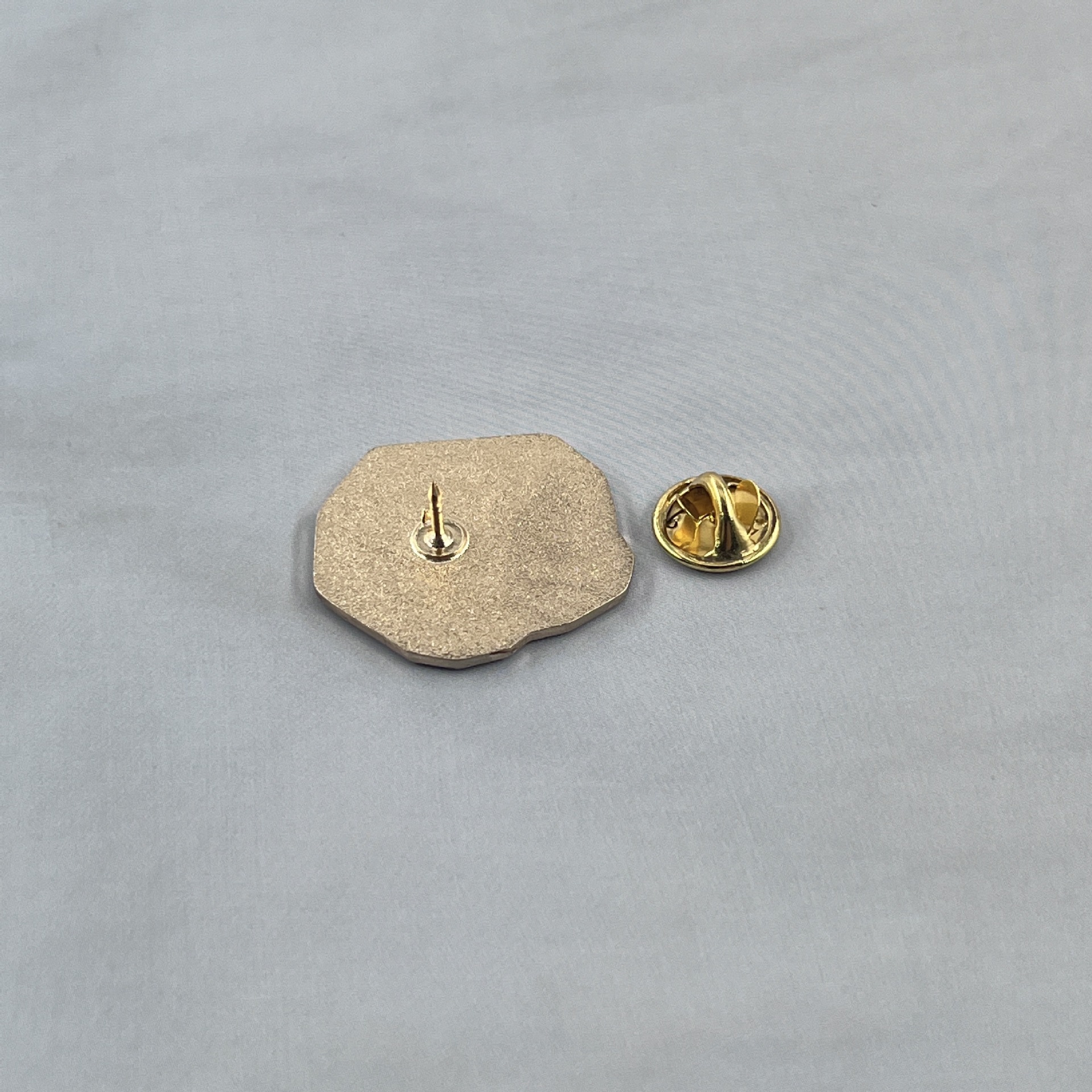 Genshin Impact Thunder Element God's Eye Metal Badge Inazuma Spiral Logo Enamel Brooch Game Peripheral Accessories