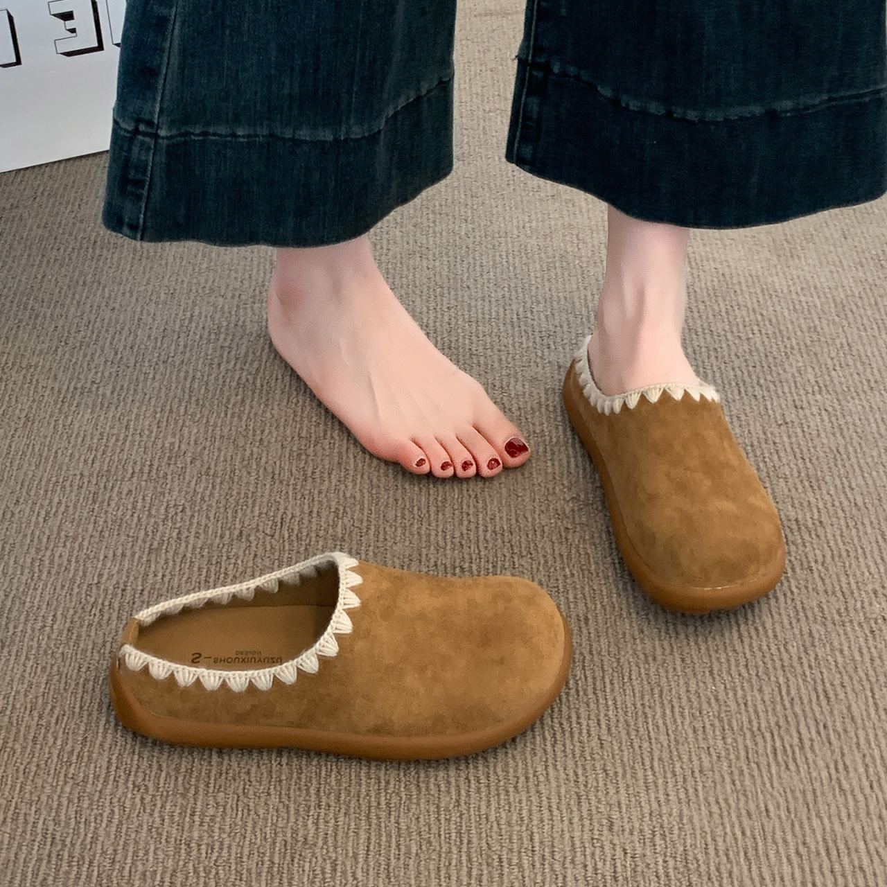 Zapatillas retro para mujeres otoño y invierno de 2025, nuevos zapatos Bean de piel suave, suela suave antideslizante y transpirable Bocken zapatos para mujeres