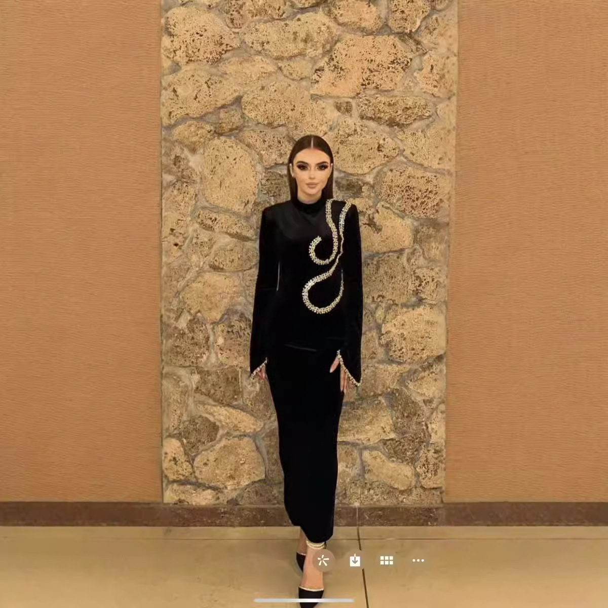 优雅绷带连衣裙明星同款钉钻舞台宴会派对圆领包臀裙晚礼服女士