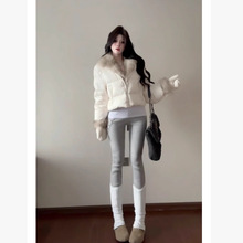 ѩ��W�� �n���ë�I��q�޷�����Ů�����¿��ɫ�̿��������\��