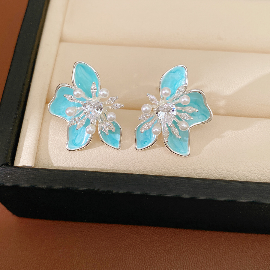 Aguja de plata zircon goteo de aceite hierba afortunada flores azules perlas pendientes de perlas temperamento dulce pendientes de lujo ligero de alta calidad pendientes image 8