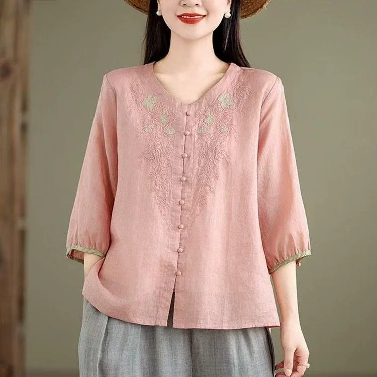 Летняя женская футболка среднего возраста из тенселя из хлопка и льна со средним рукавом, рубашка в стиле мамы с вышивкой и v-образным вырезом, свободный топ большого размера