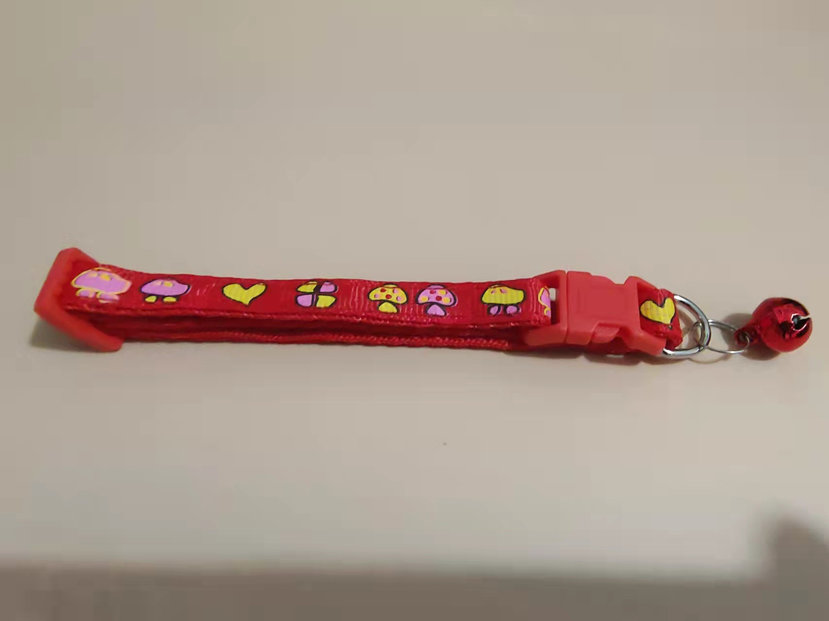 1.0 Collar de hongos para perros de mascotas, collar de hongos para perros grandes fabricantes al por mayor.