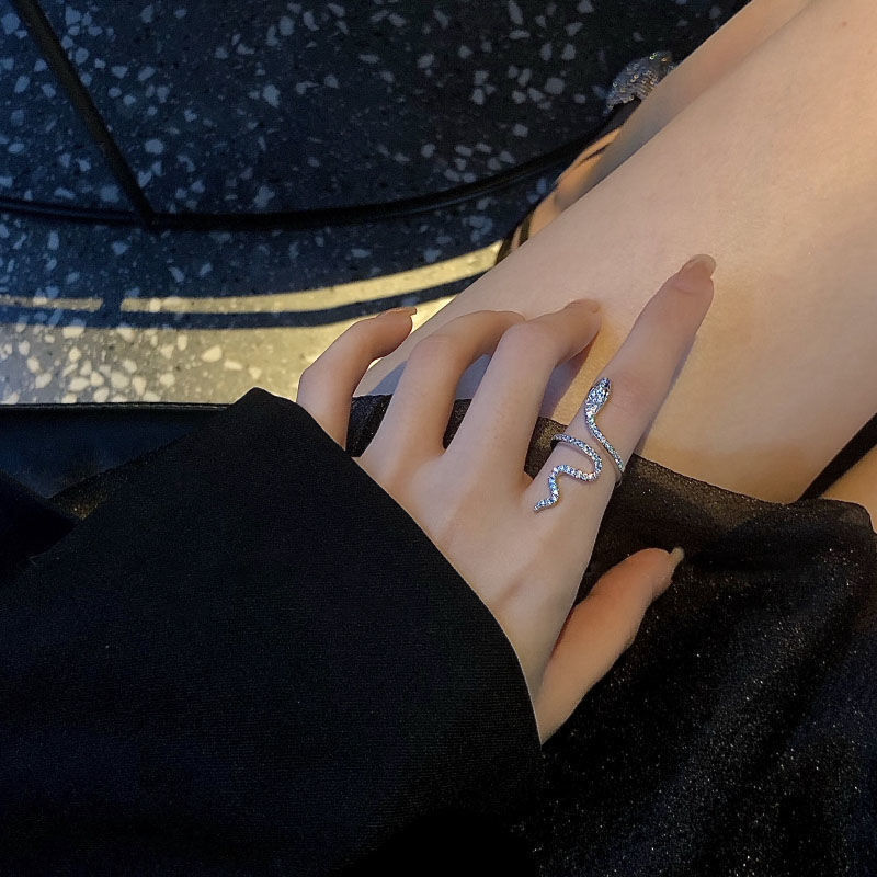 Cincin zirkon bertatahkan mikro, cincin rantai kecil desain niche wanita, cincin jari indeks kepribadian mode, cincin modis siswa