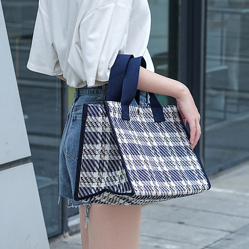 大容量女士韩版手提包 防水覆膜妈咪包 时尚女包