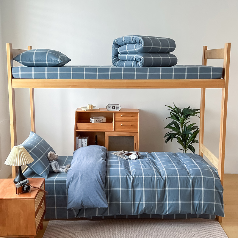 Al comienzo de la temporada escolar, ropa de cama de tres piezas para dormitorios de estudiantes universitarios de algodón de clase A, sábanas generales y fundas de edredón se pueden lavar a máquina