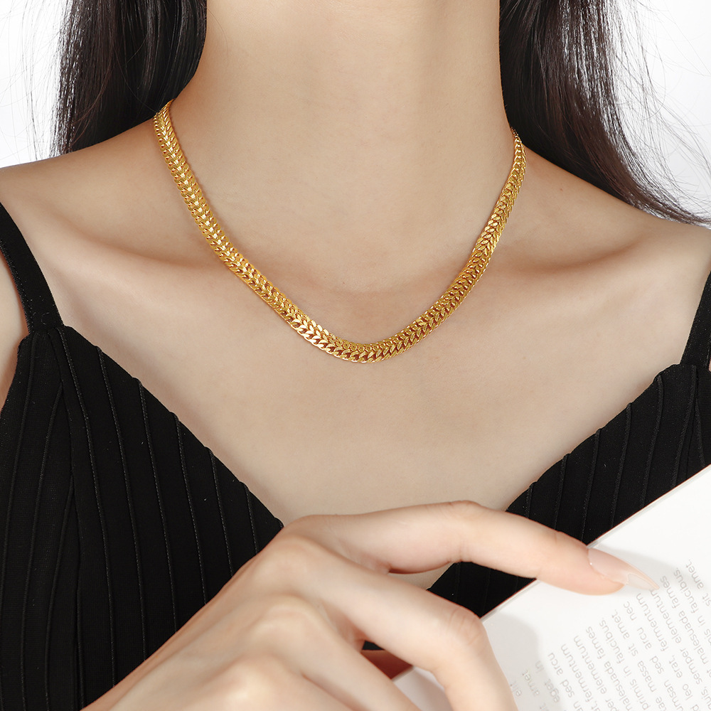 Cross-Border Popular Thick Hemp Braided Necklace Gold Titanium Steel Non-Fading Fashion Hip-Hop Nude Chain Men and Women Ins Style