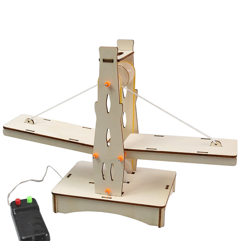 Modelo de puente colgante de madera DIY tecnología pequeña fabricación de estudiantes elevación manual paquete de material experimental