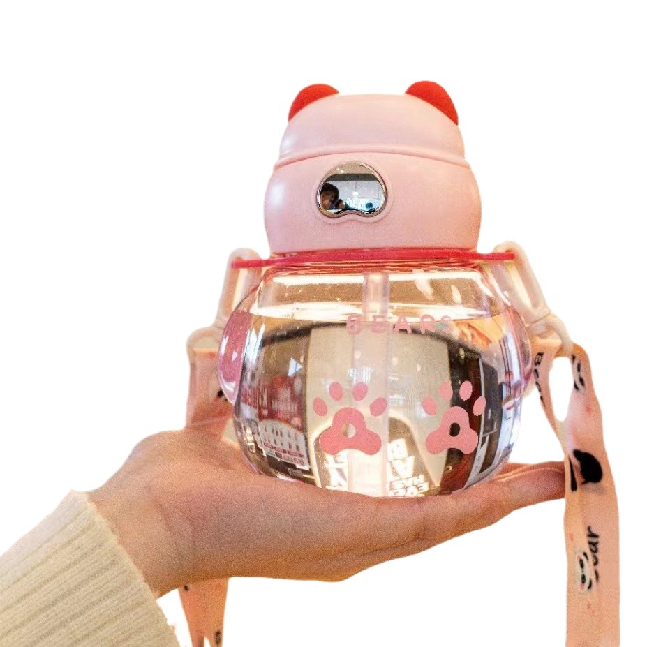 Tianyi 0940 nuevo lindo paja taza de bala taza de plástico pequeño vientre huellas paja correa de la taza de plástico fabricante