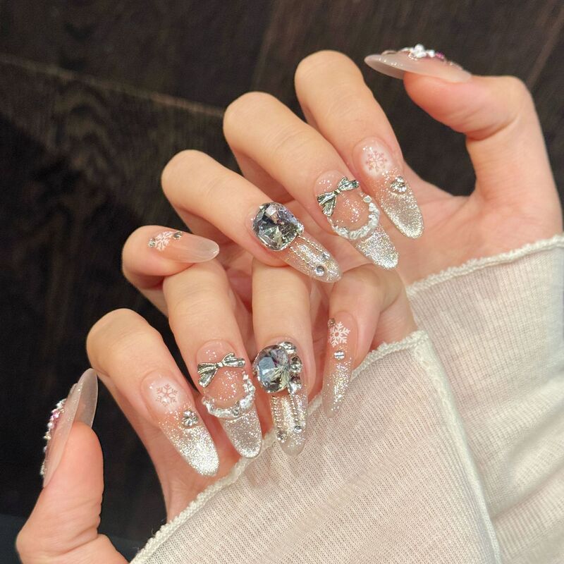 Original Real Shot [Christmas Crushed Ice] Pure Lusty Peach Color Gradient Cat Eye Design Handmade Wearable Nails