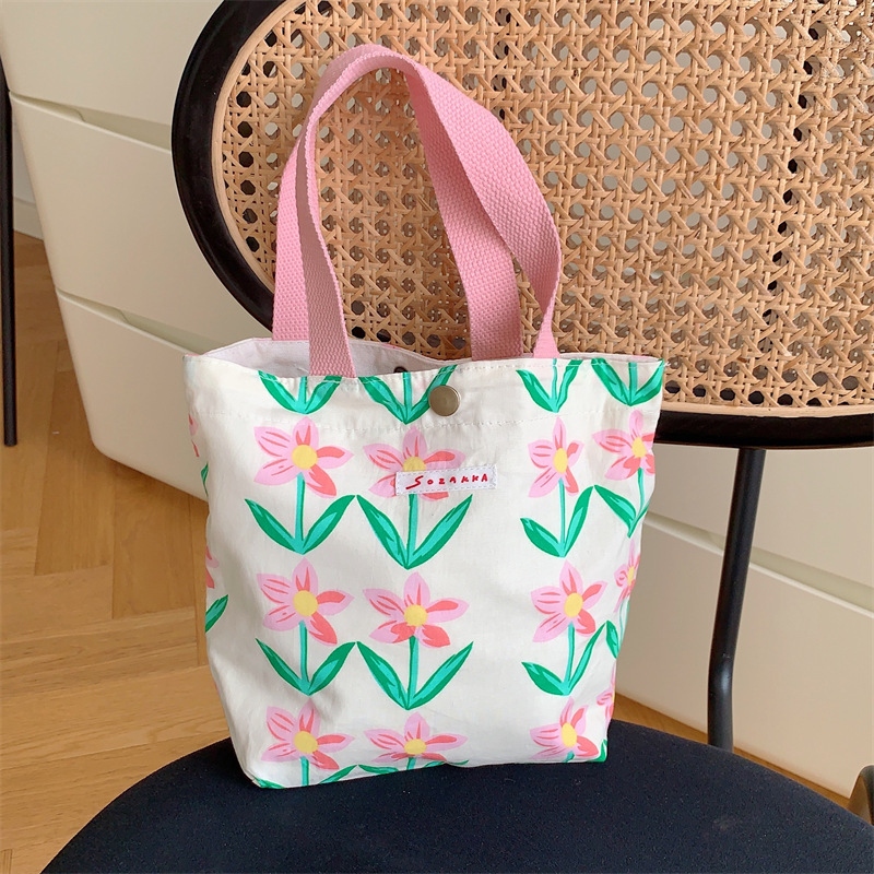 75g Weight Magnetic Buckle Closure Type Top Handle Strap Type Handbag Bags Type Casual Occasion Canvas Material Flower Pattern Spring&Summer Season Women's Gender Vacation Style Square Shape Women's Canvas Flower Vacation Square Magnetic Buckle Handbag 45